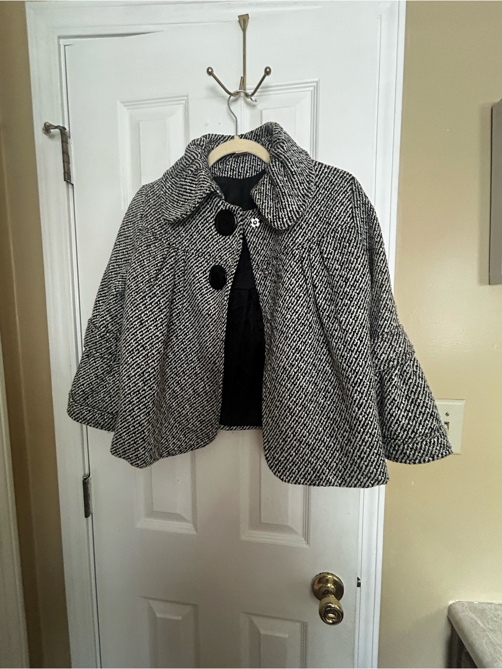 Forever Brand Black and White Cropped Tweed Swing Coat with bow detail